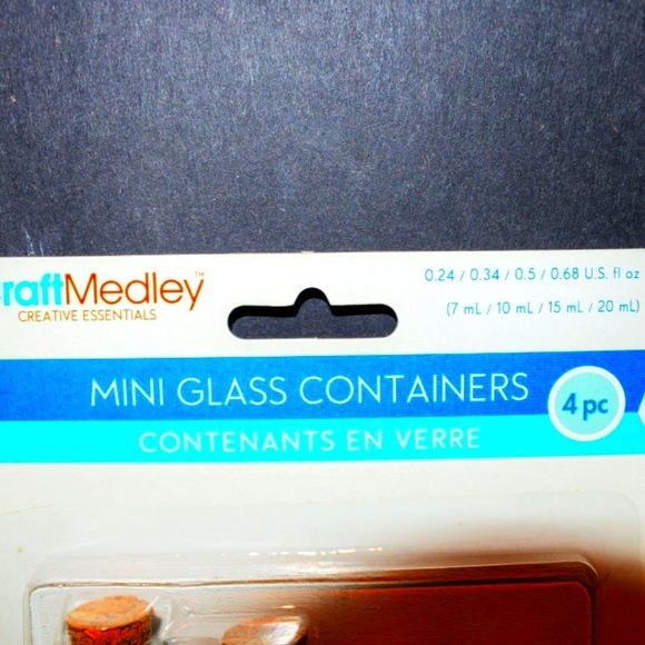 4pc Mini Bottle set - Picture 3 of 4